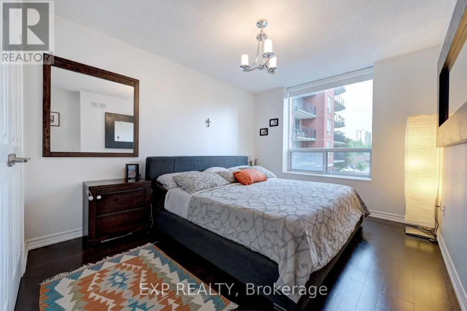 302 - 300 BALLIOL STREET NW
