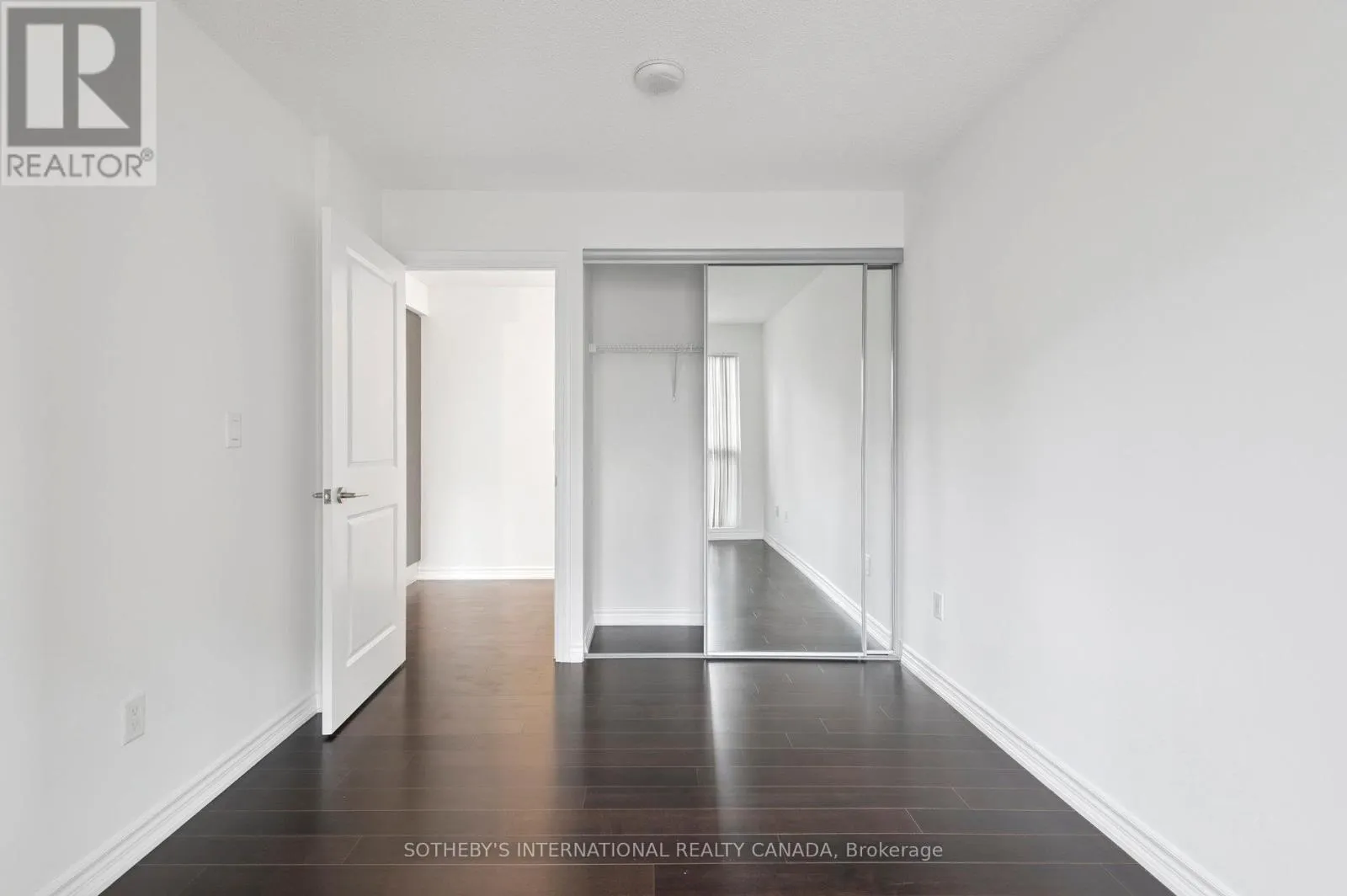 602 - 386 YONGE STREET