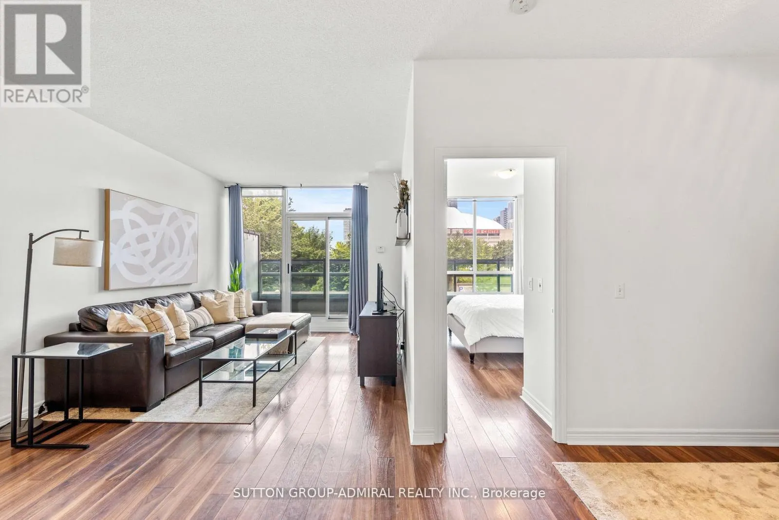 210 - 51 LOWER SIMCOE STREET
