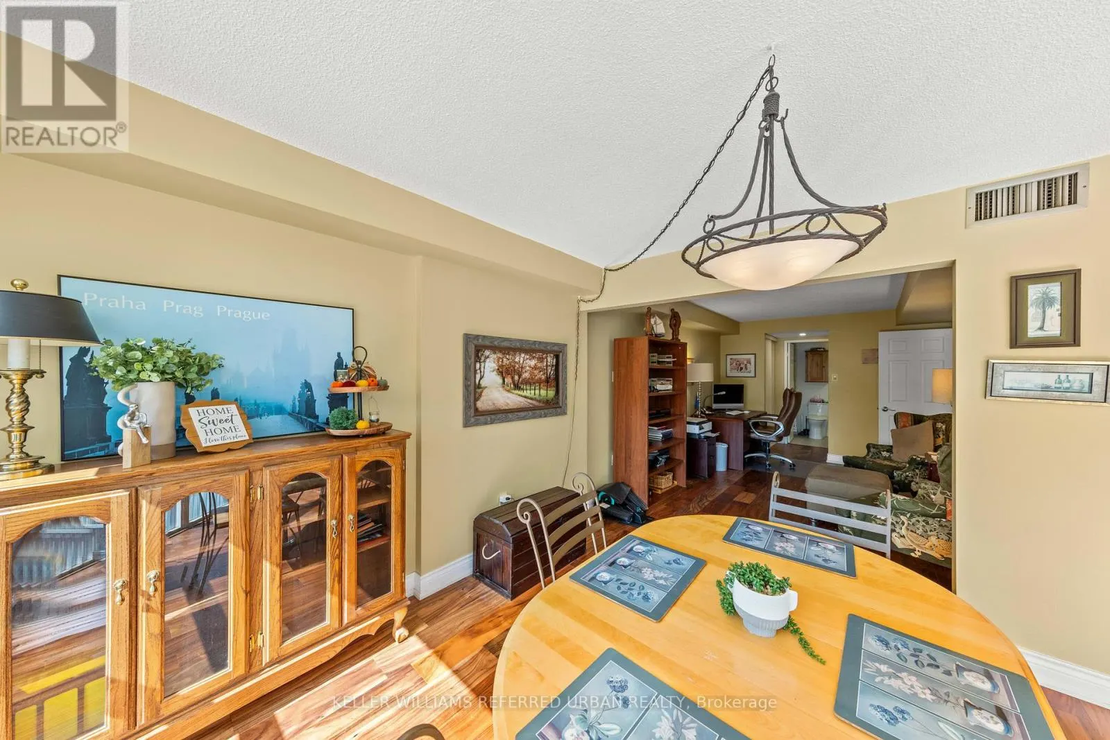 413 - 705 KING STREET W