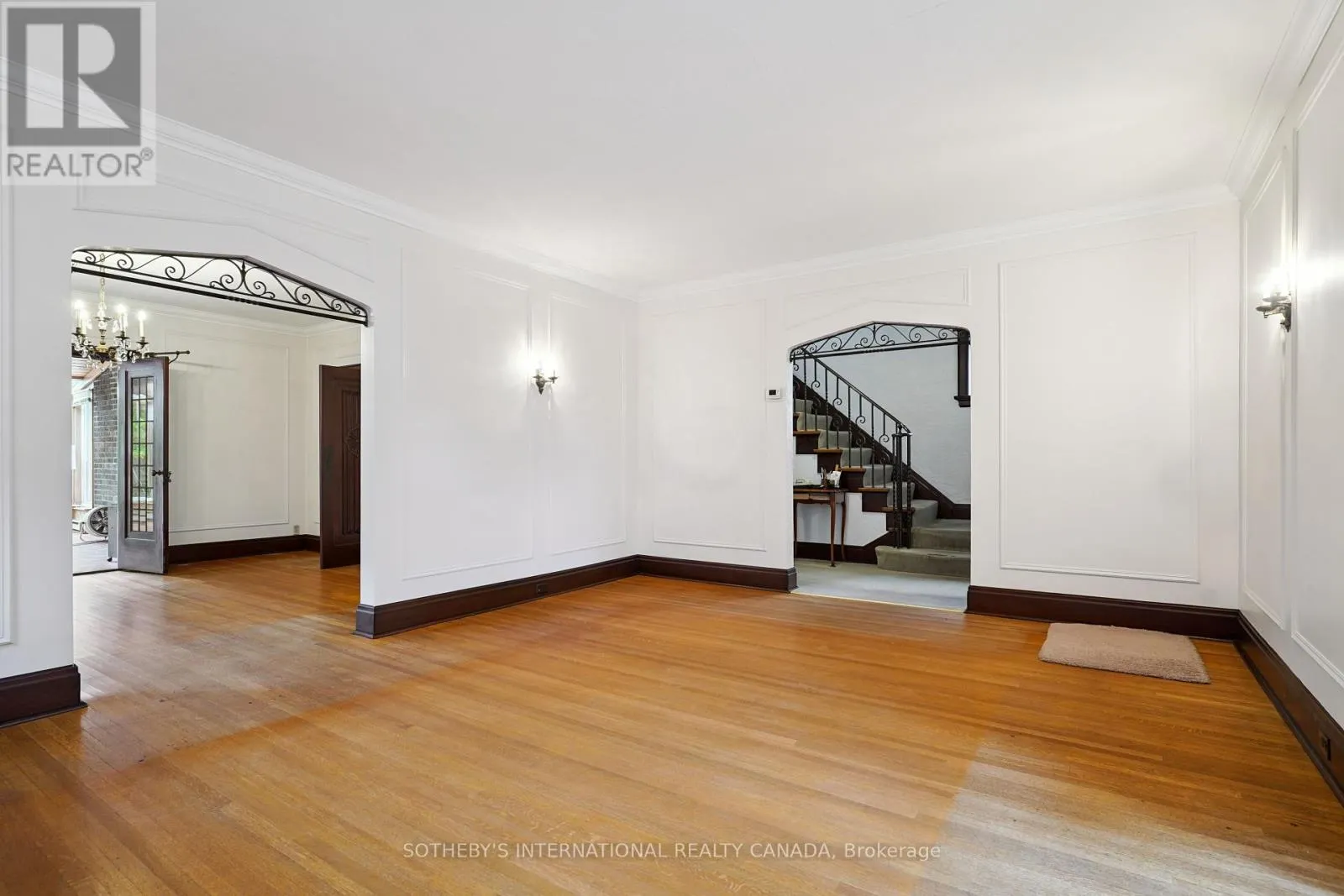 258 LYTTON BOULEVARD
