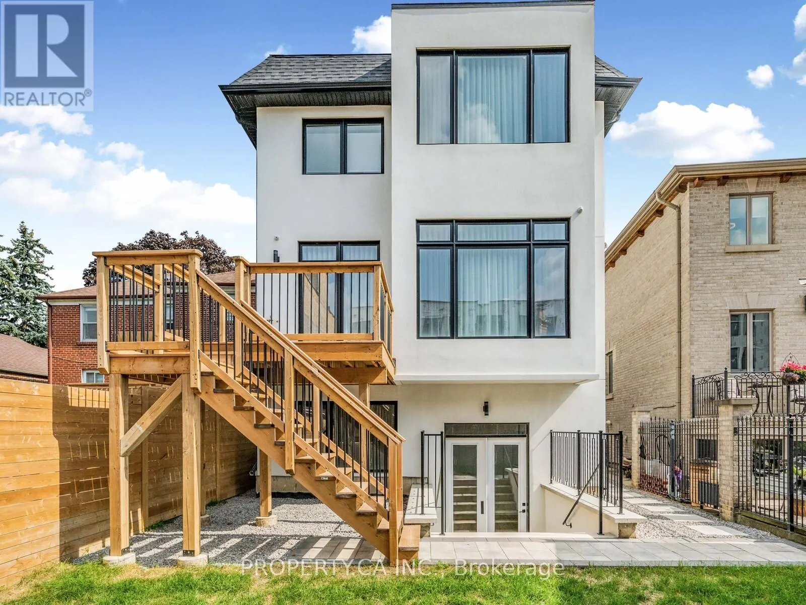 68 LYNNHAVEN ROAD