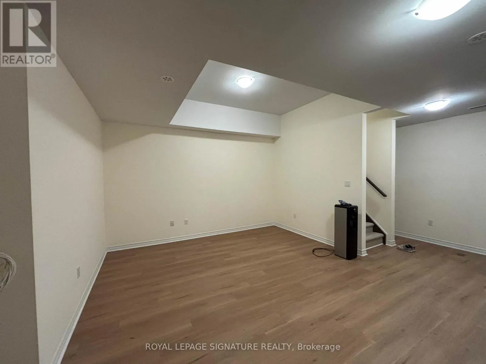 1B CLINTWOOD GATE