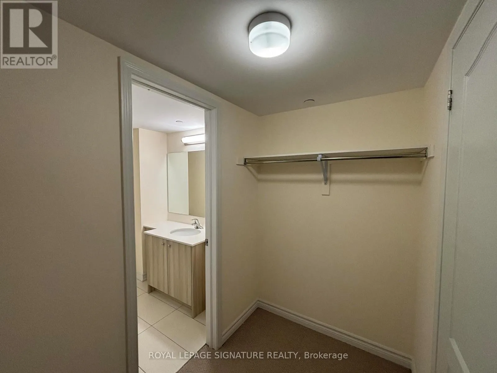 1B CLINTWOOD GATE