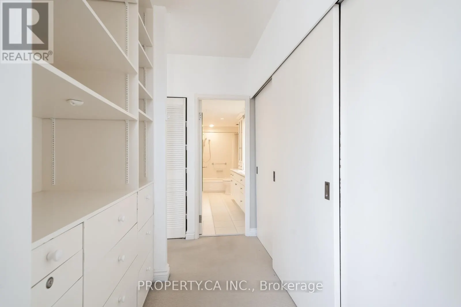 606 - 55A AVENUE ROAD