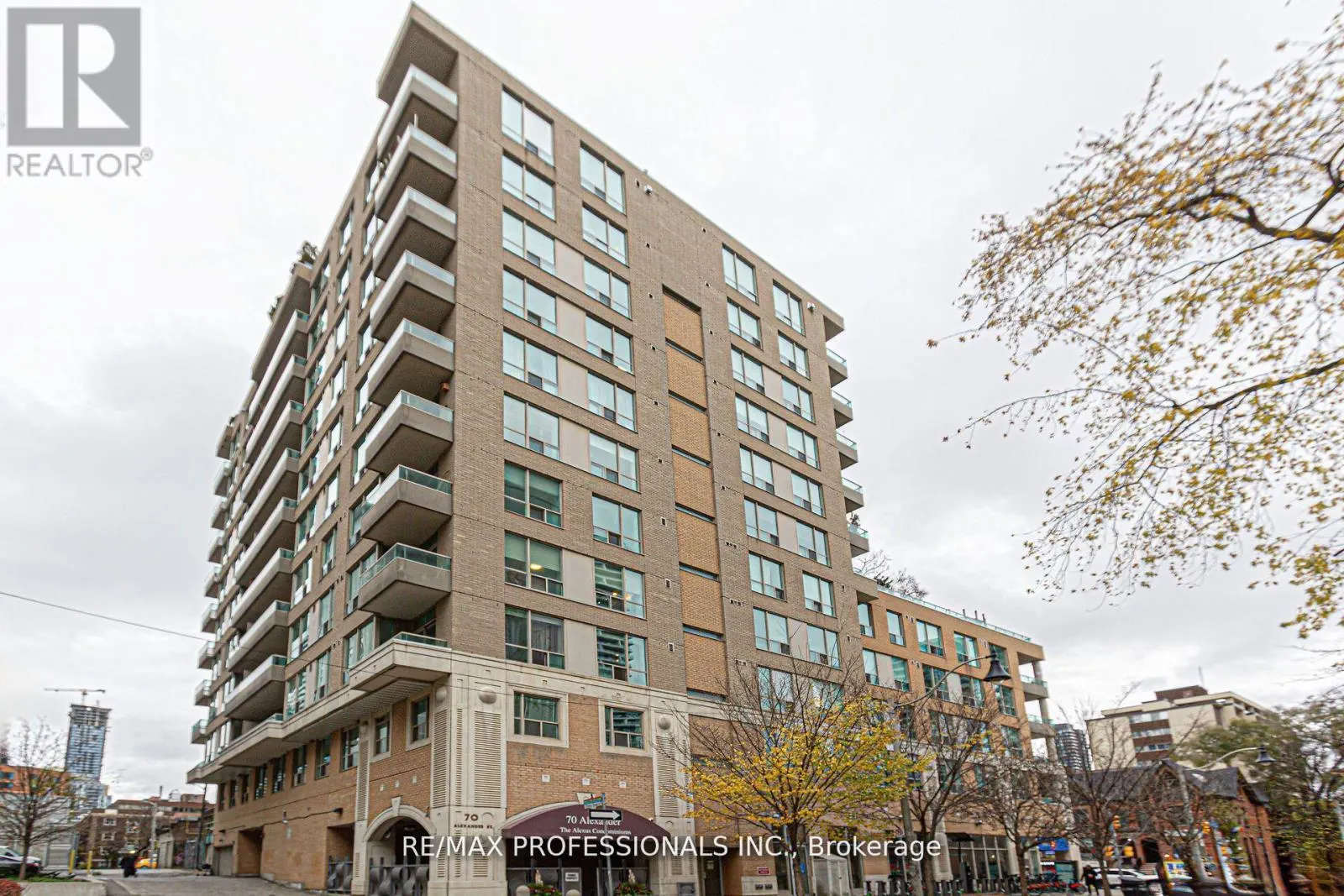 1007 - 70 ALEXANDER STREET
