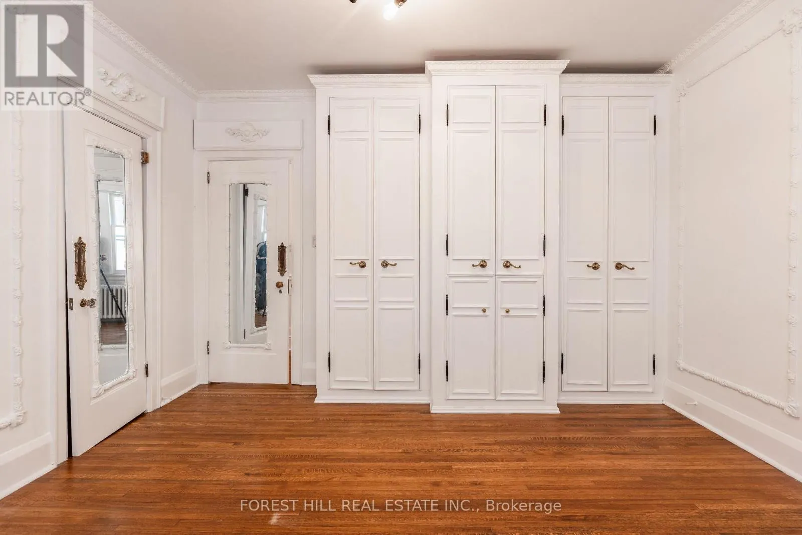 29 WHITEHALL ROAD
