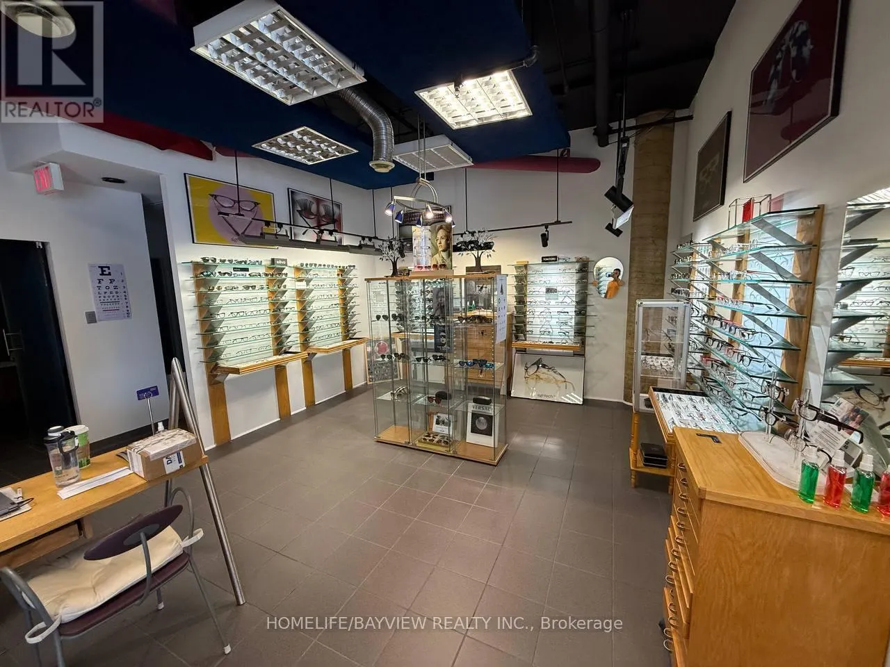 101Y - 1910 YONGE STREET