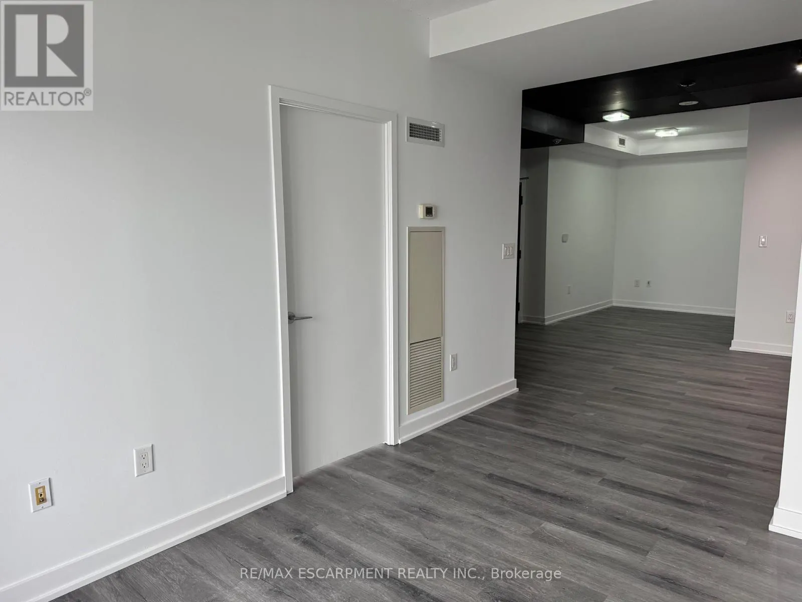 3108 - 15 ICEBOAT TERRACE