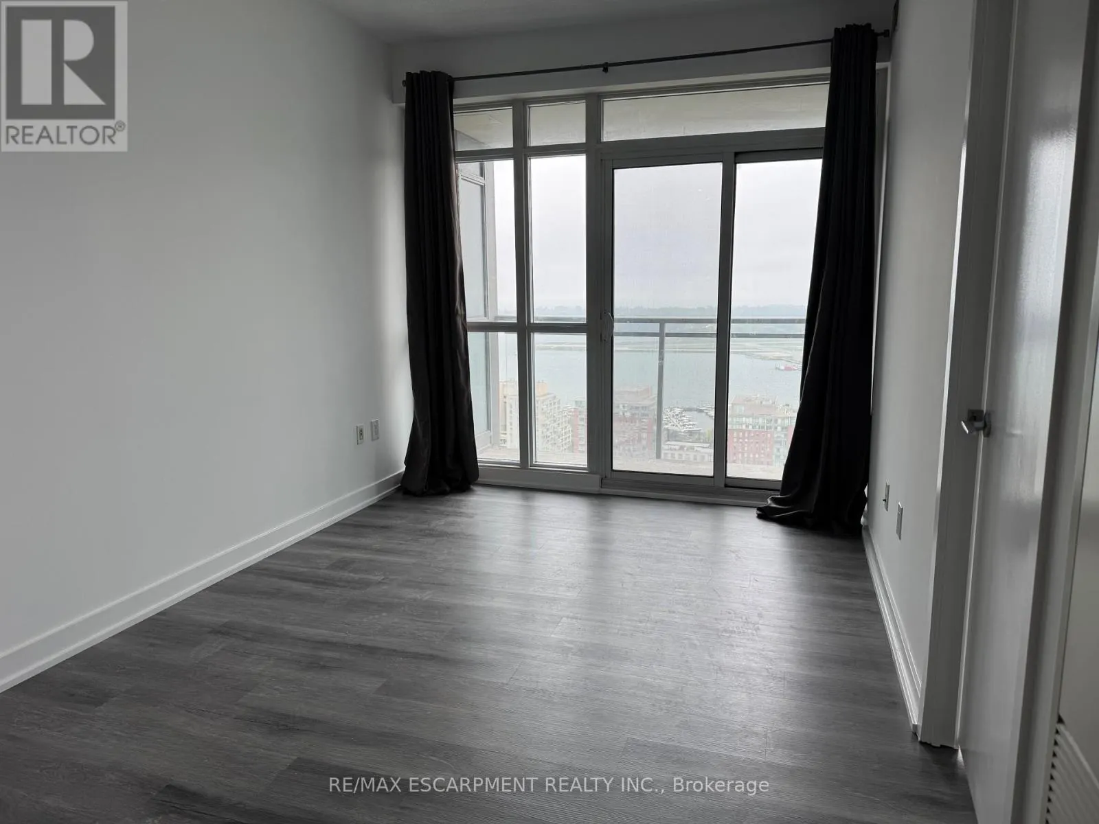 3108 - 15 ICEBOAT TERRACE