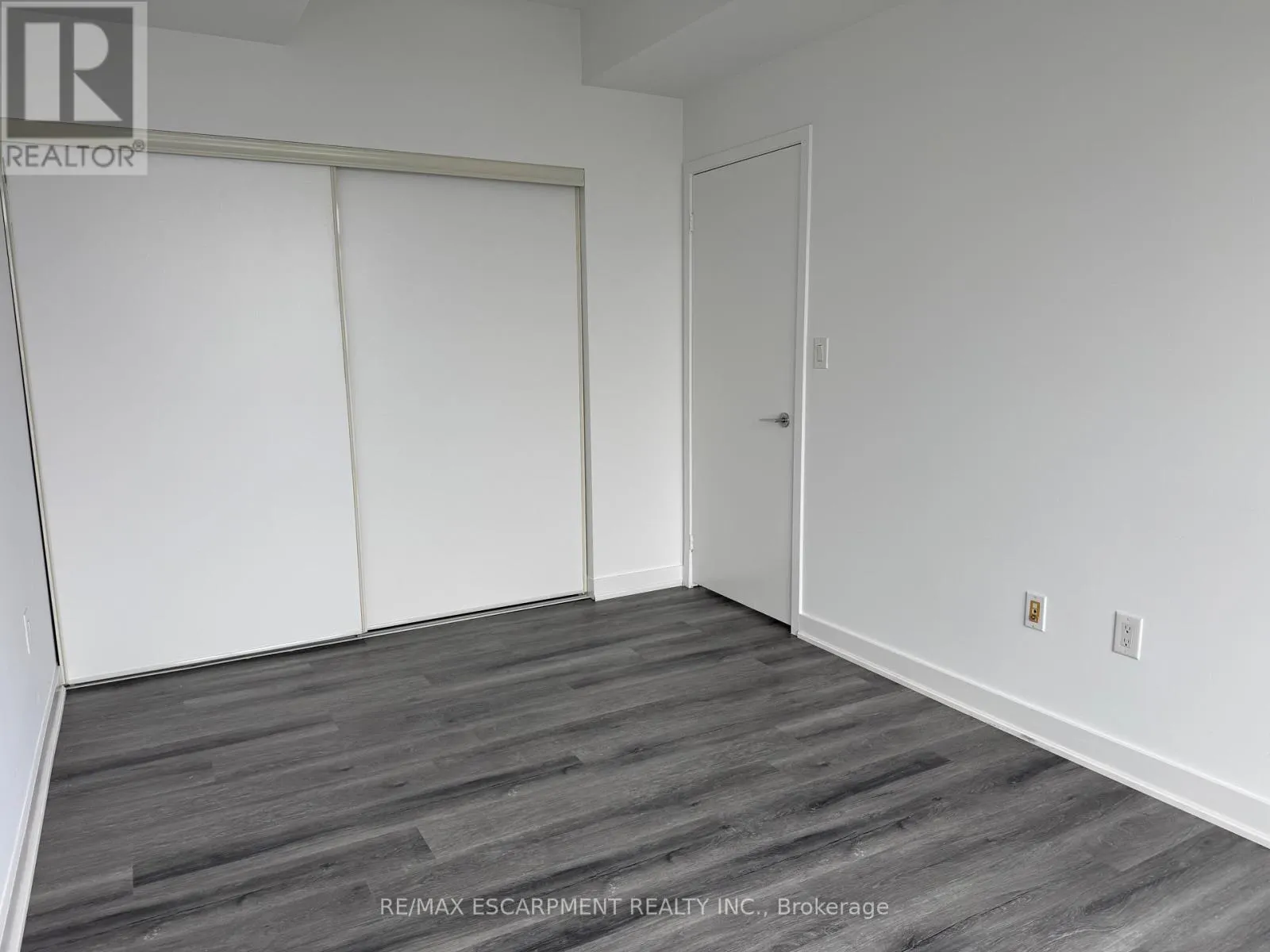 3108 - 15 ICEBOAT TERRACE