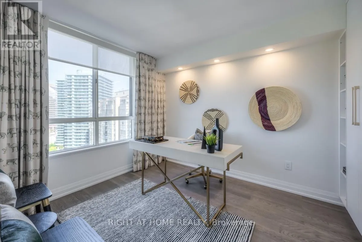 1810 - 5444 YONGE STREET