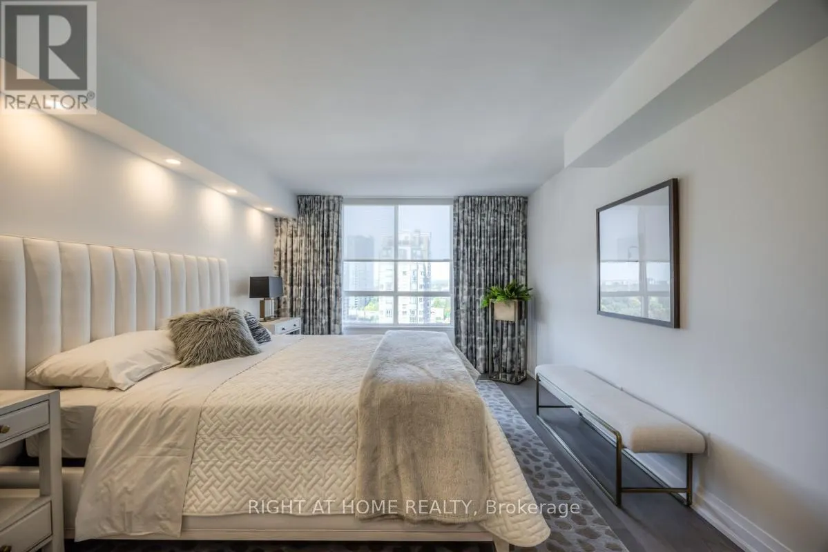 1810 - 5444 YONGE STREET