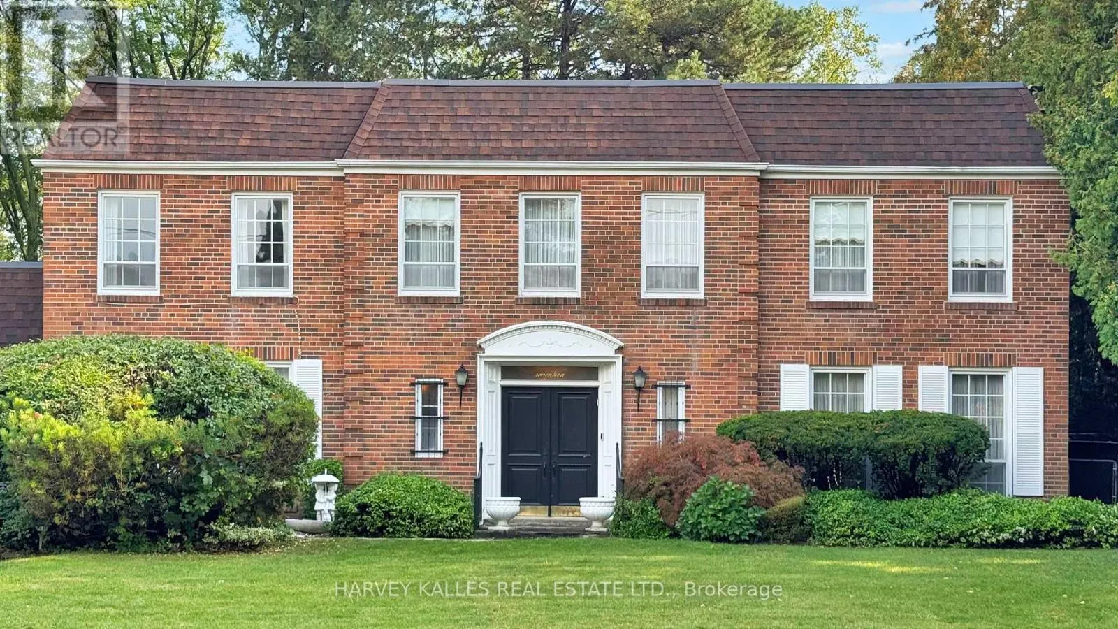 17 SAINTFIELD AVENUE