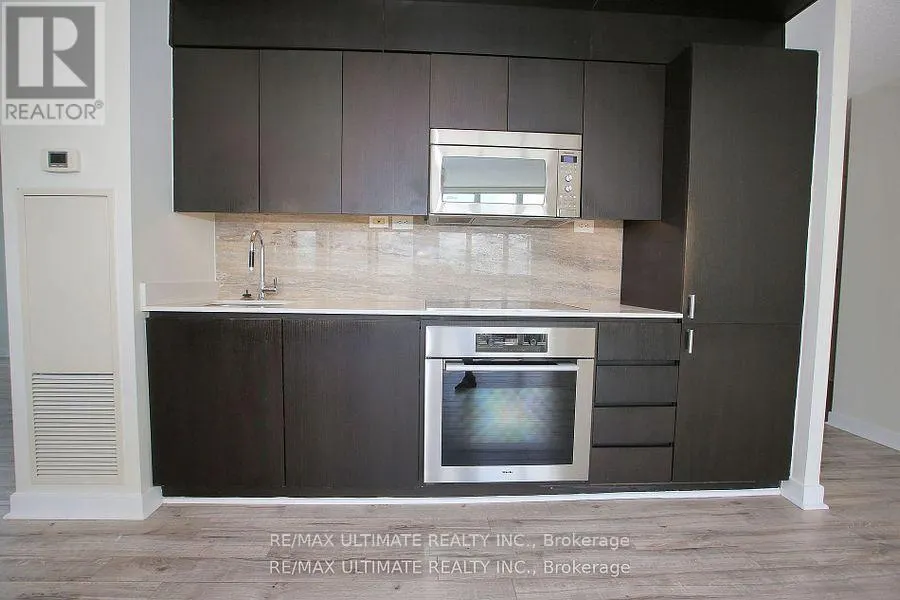 2109 - 15 ICEBOAT TERRACE