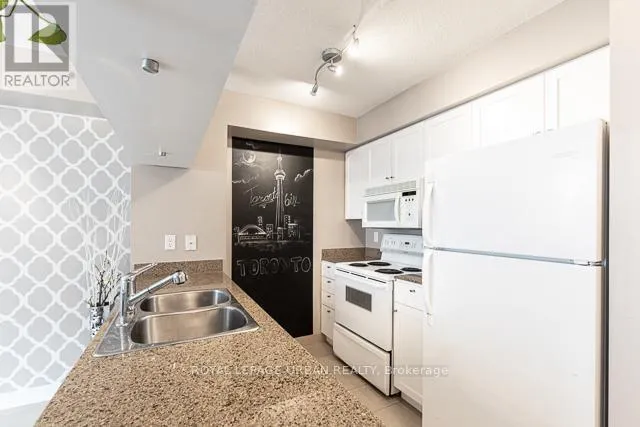 907 - 81 NAVY WHARF COURT