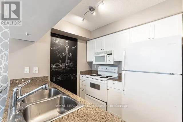 907 - 81 NAVY WHARF COURT