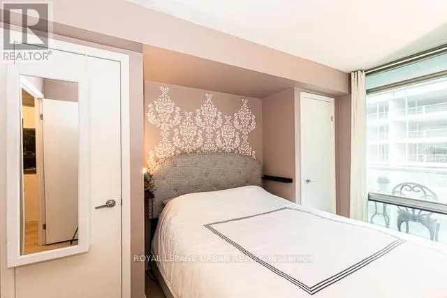 907 - 81 NAVY WHARF COURT