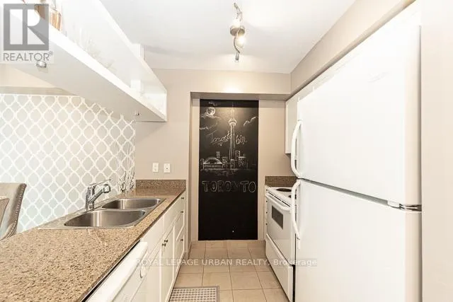 907 - 81 NAVY WHARF COURT