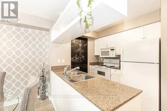 907 - 81 NAVY WHARF COURT
