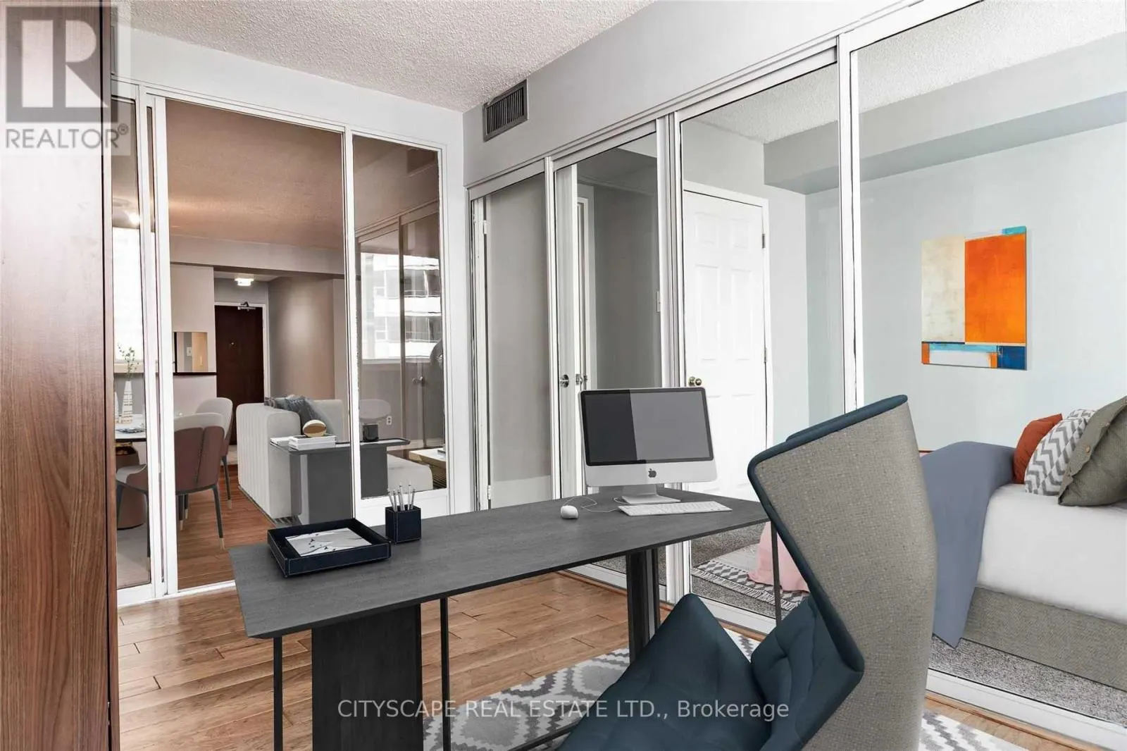 1101 - 1055 BAY STREET