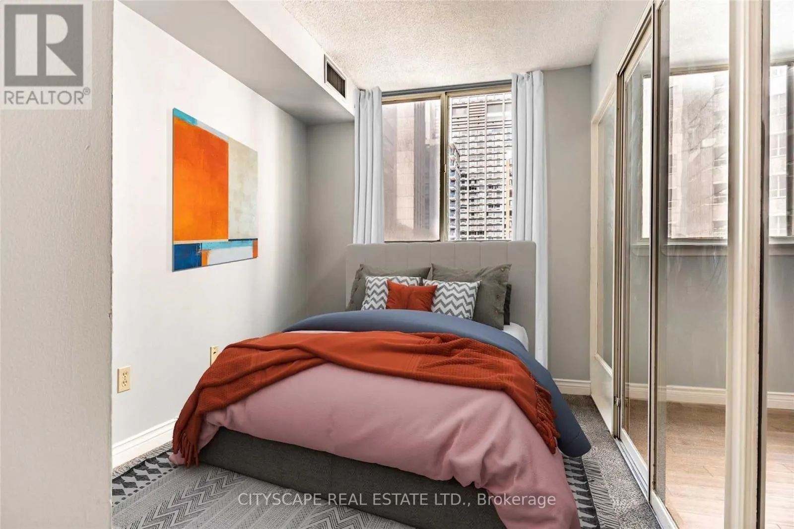 1101 - 1055 BAY STREET