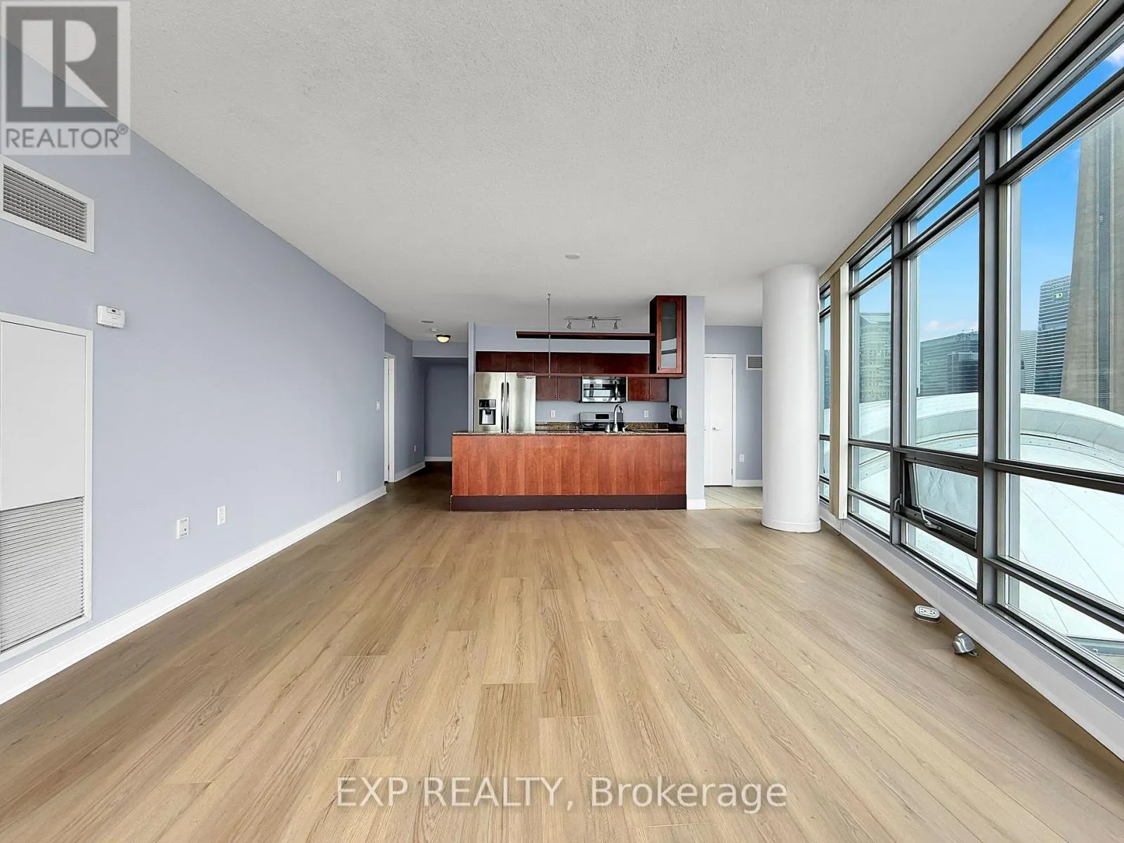 3202 - 5 MARINER TERRACE
