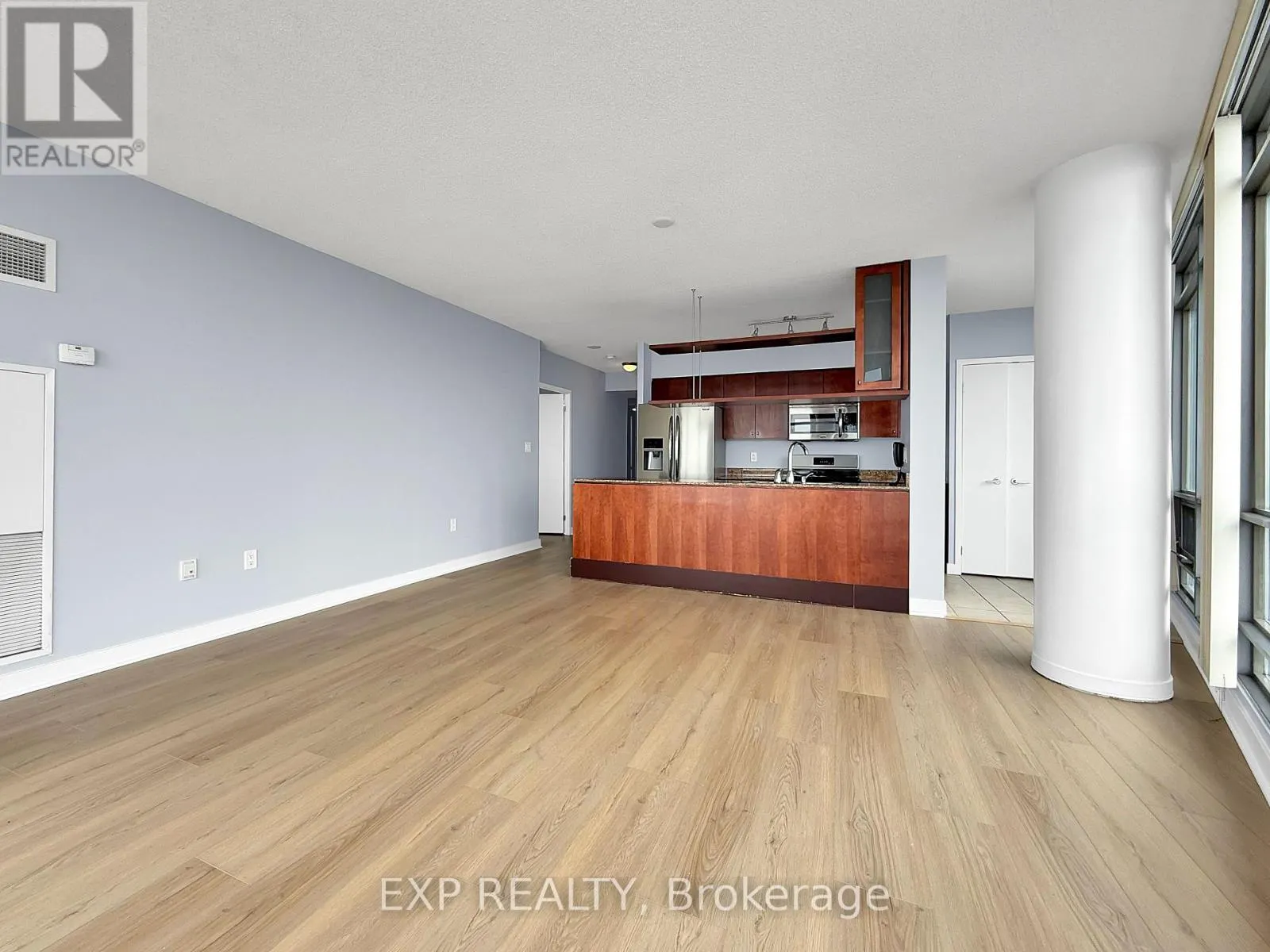 3202 - 5 MARINER TERRACE