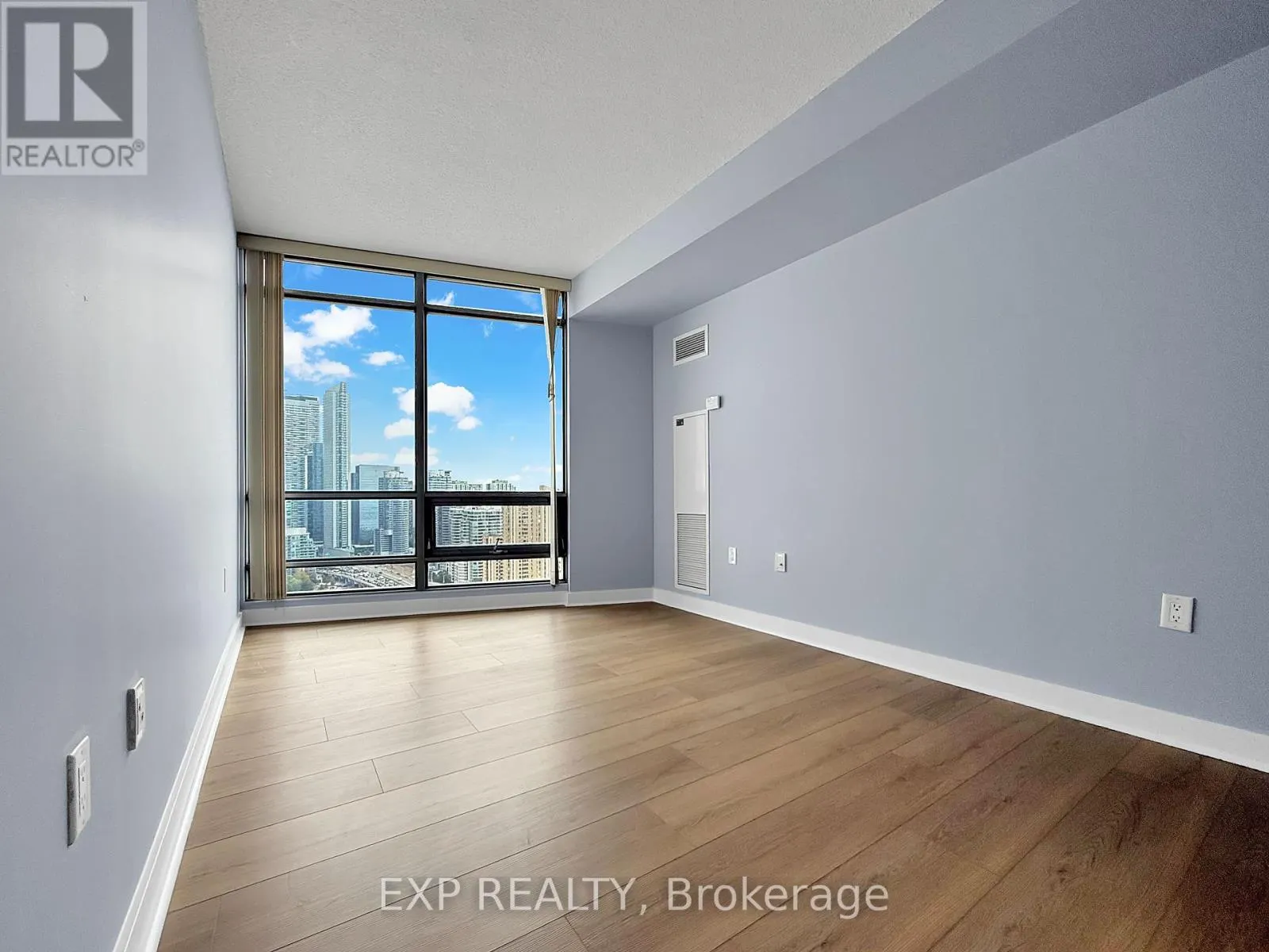 3202 - 5 MARINER TERRACE