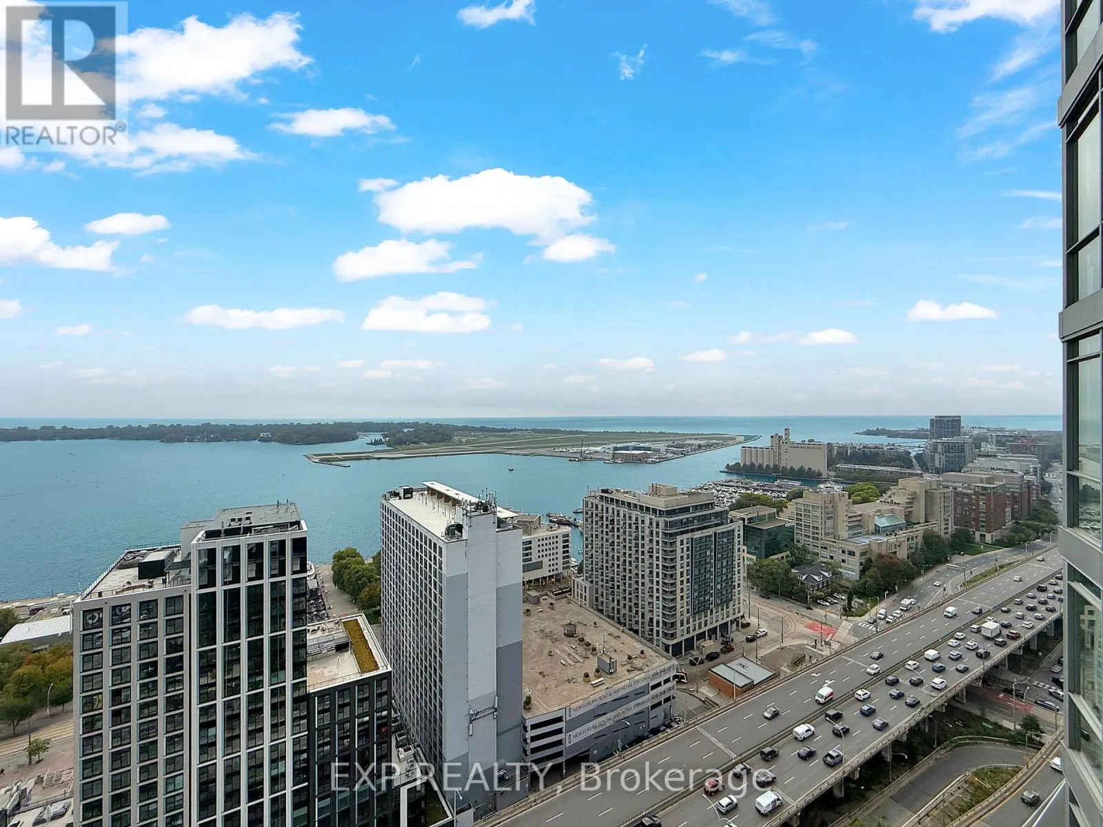 3202 - 5 MARINER TERRACE