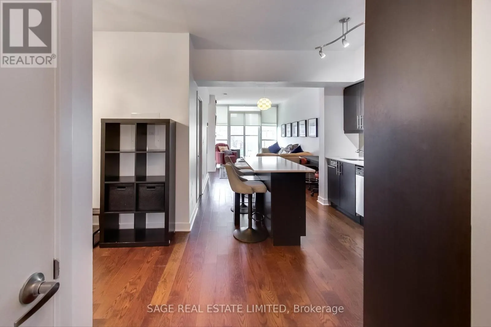 1306 - 320 RICHMOND STREET E