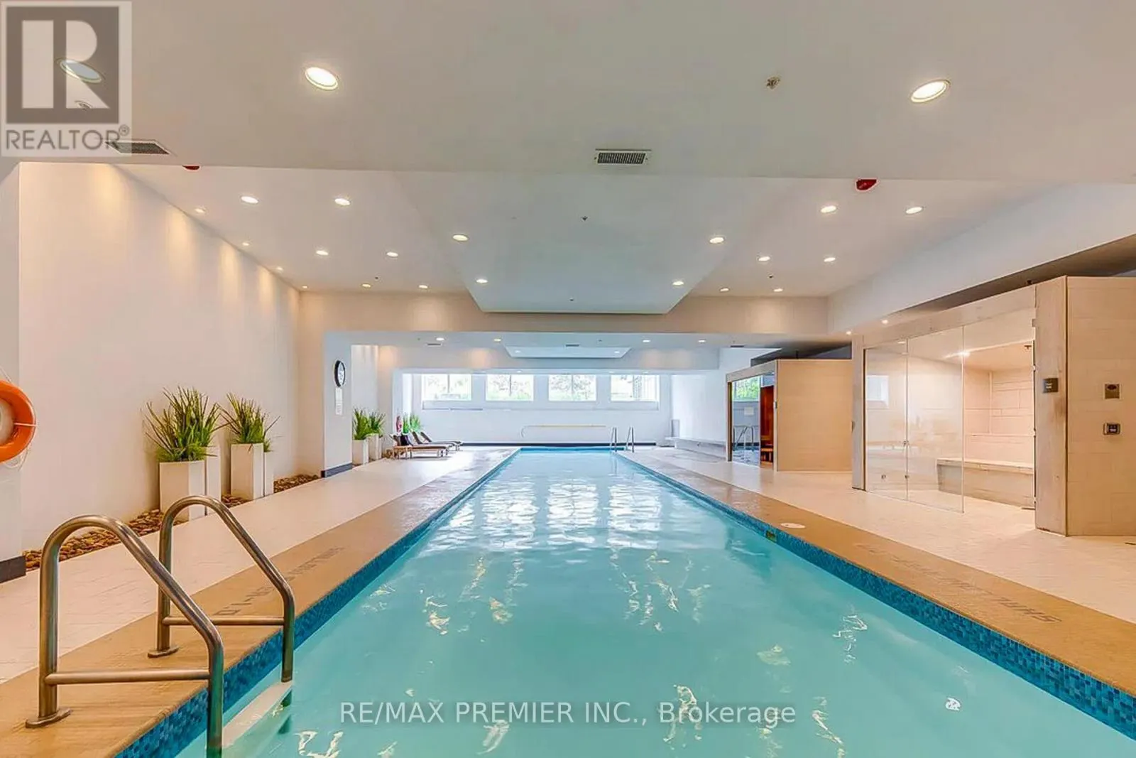 1512 - 2191 YONGE STREET