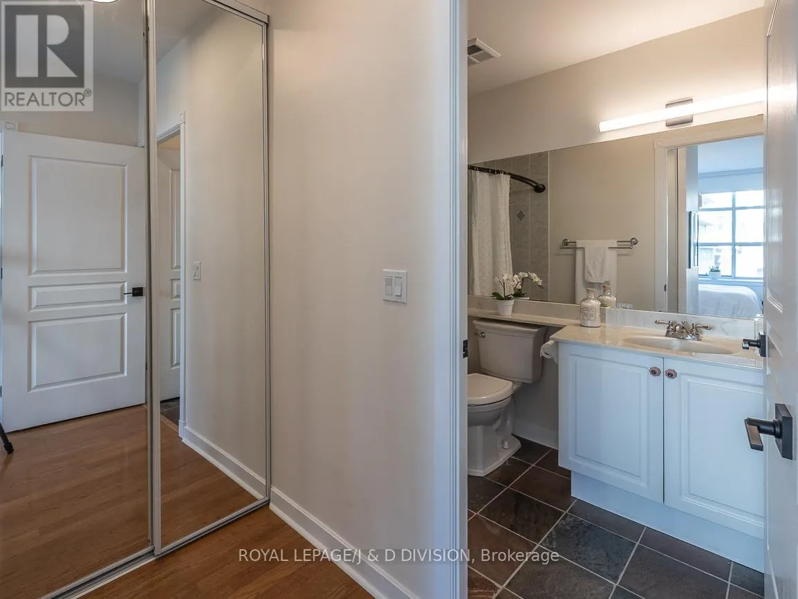 610 - 438 RICHMOND STREET W
