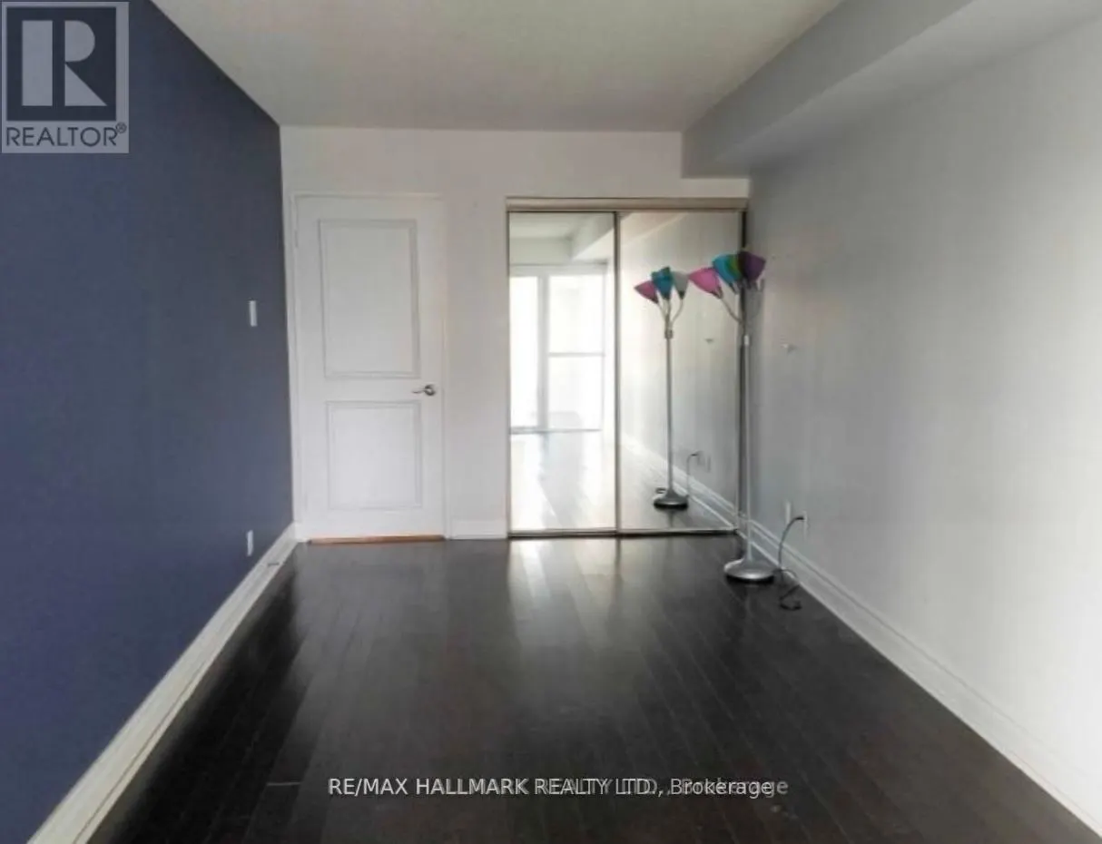 1404 - 92 KING STREET E