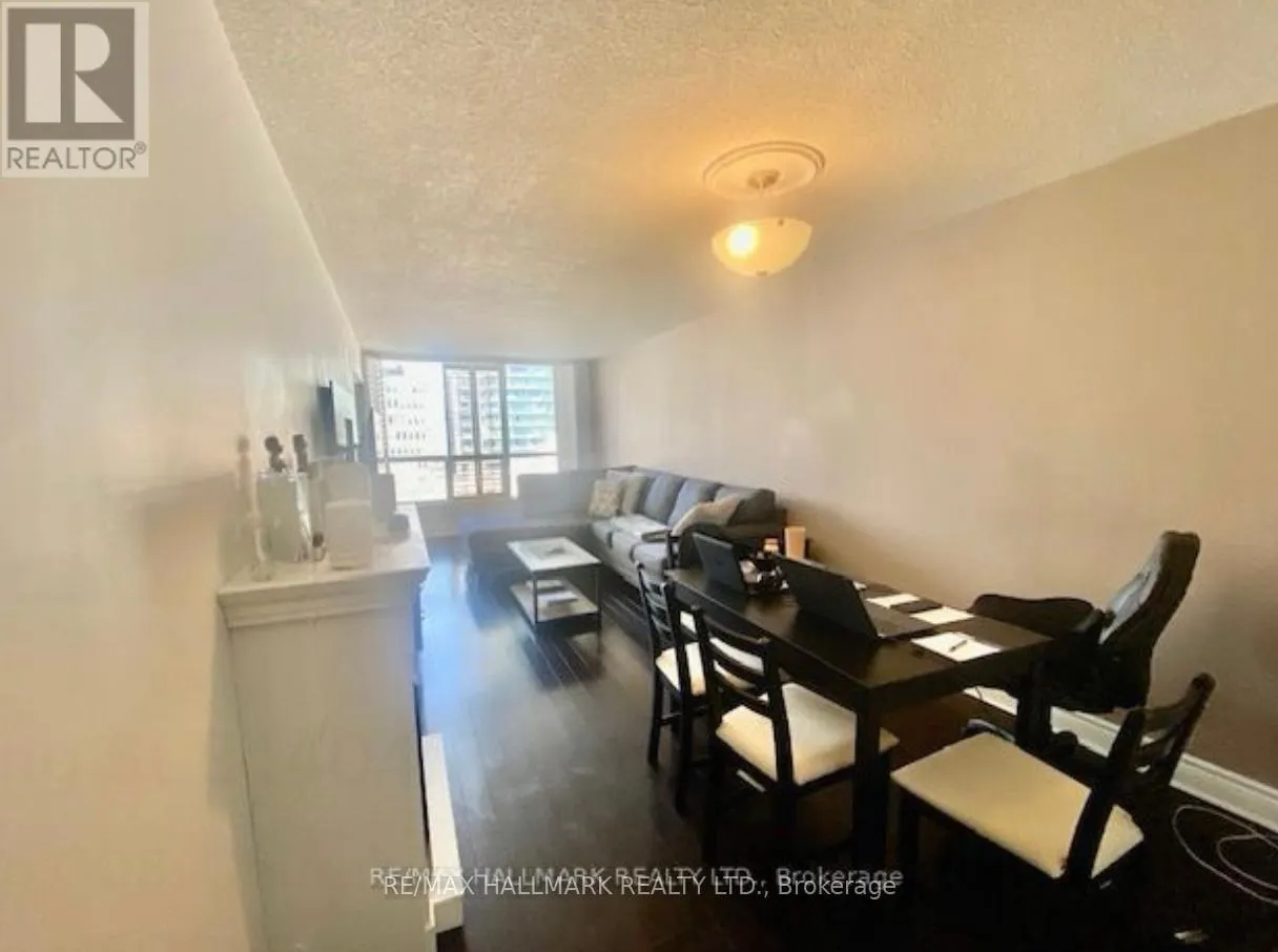 1404 - 92 KING STREET E