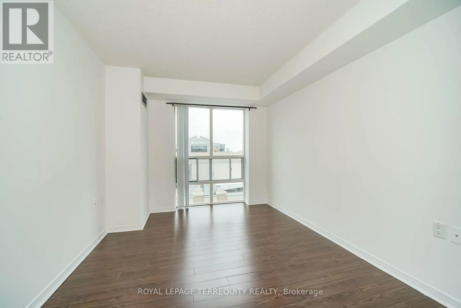 2506 - 22 OLIVE AVENUE