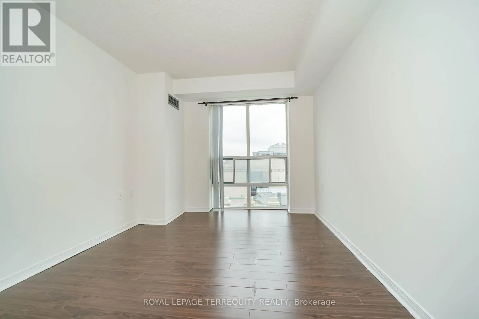 2506 - 22 OLIVE AVENUE