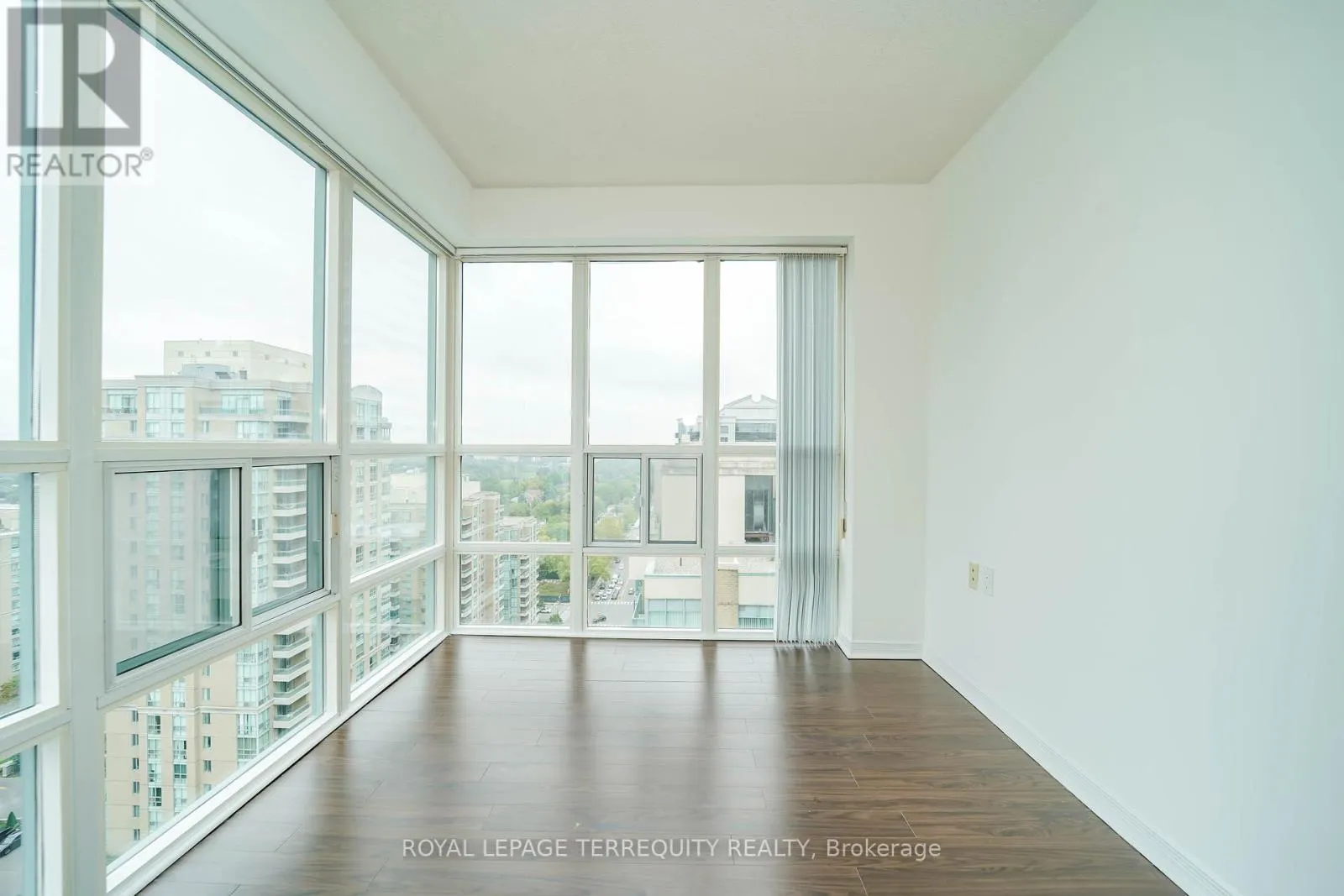 2506 - 22 OLIVE AVENUE