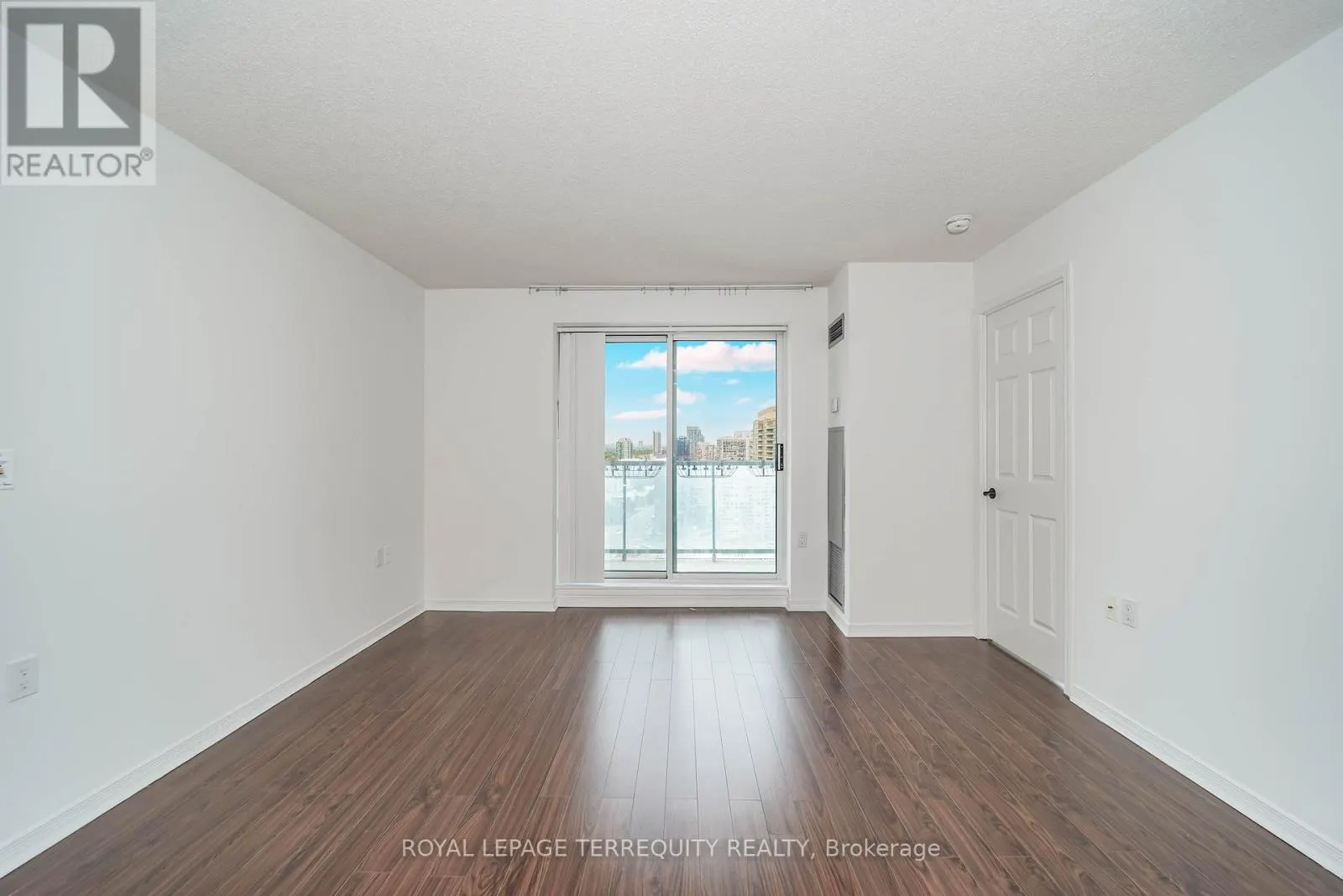 2506 - 22 OLIVE AVENUE