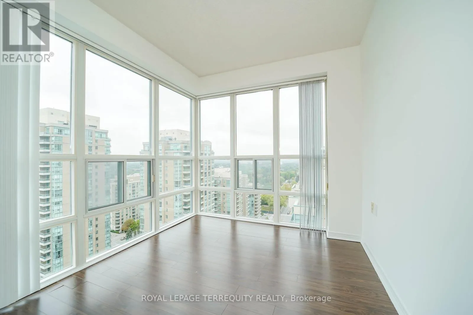 2506 - 22 OLIVE AVENUE
