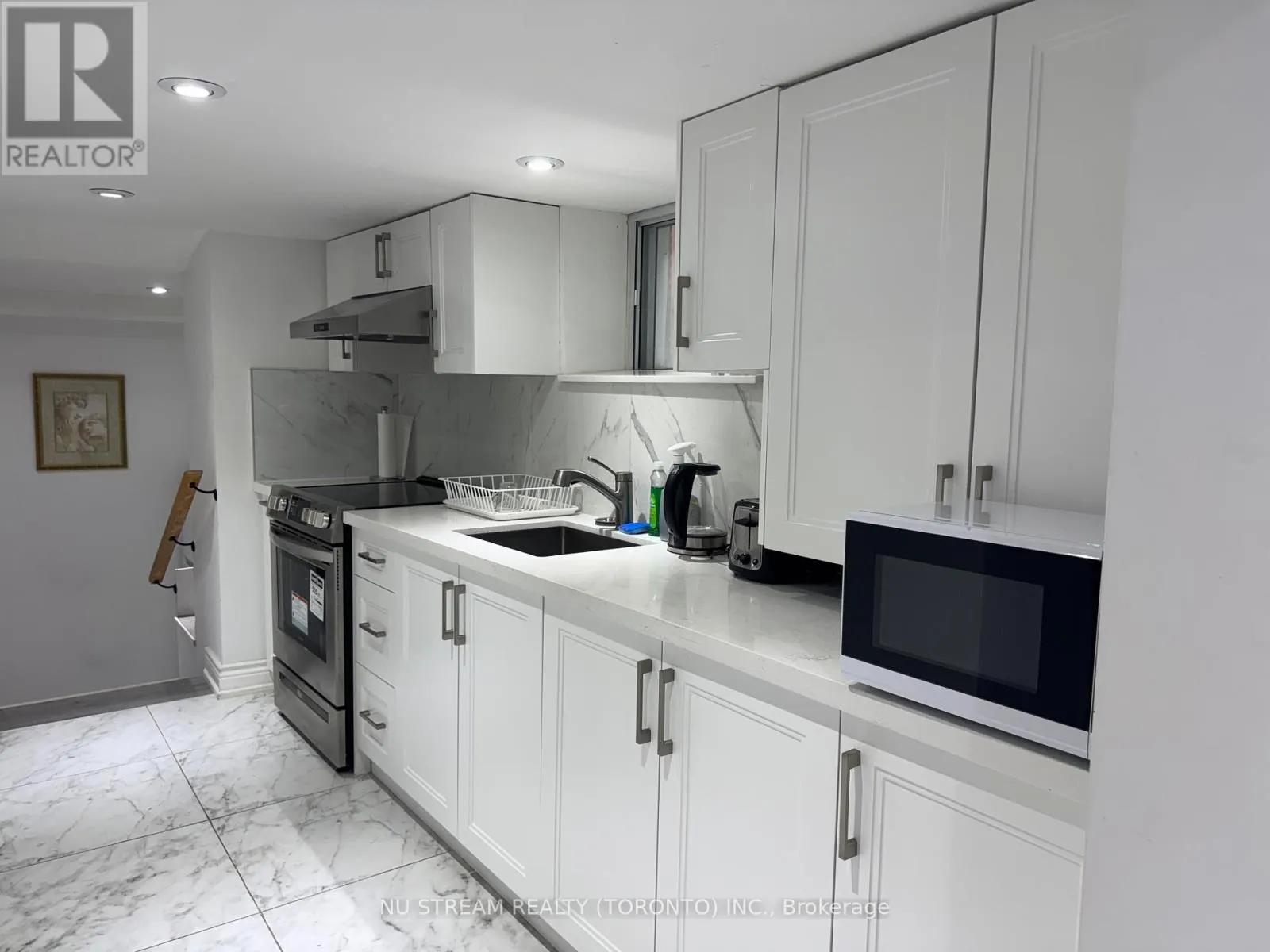 BSMT 119 LASCELLES BOULEVARD
