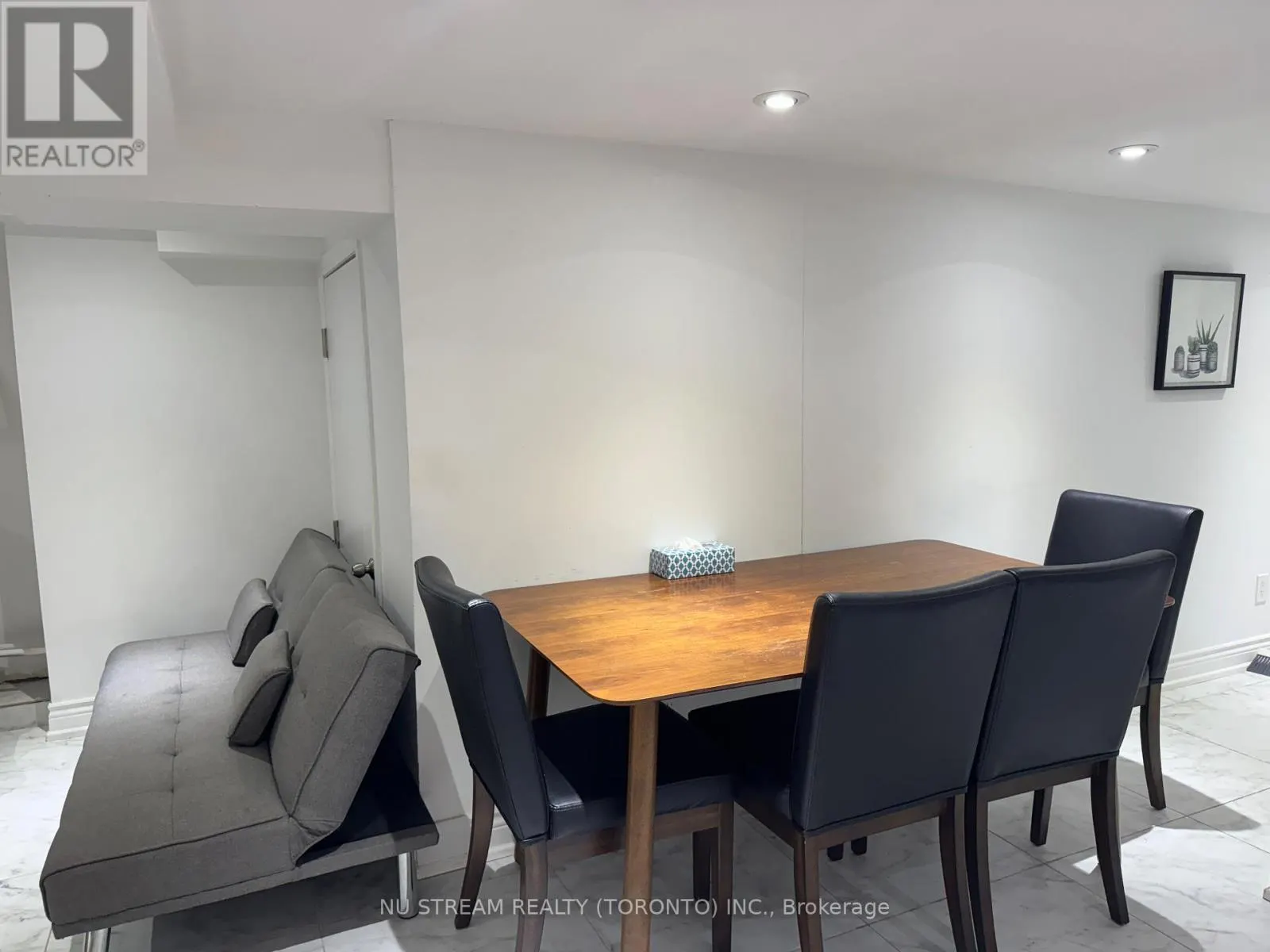 BSMT 119 LASCELLES BOULEVARD