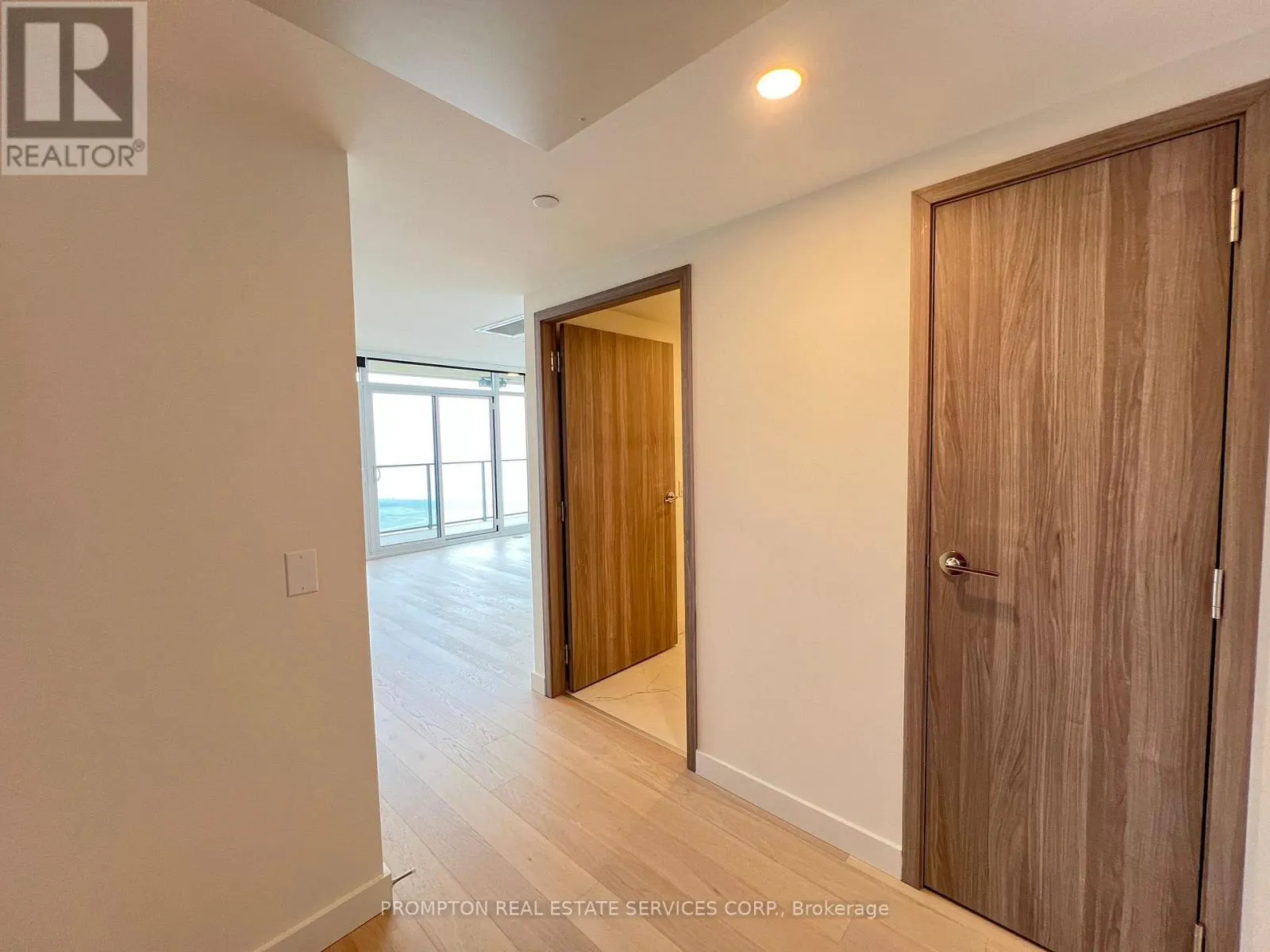 7708 - 3 CONCORD CITYPLACE WAY
