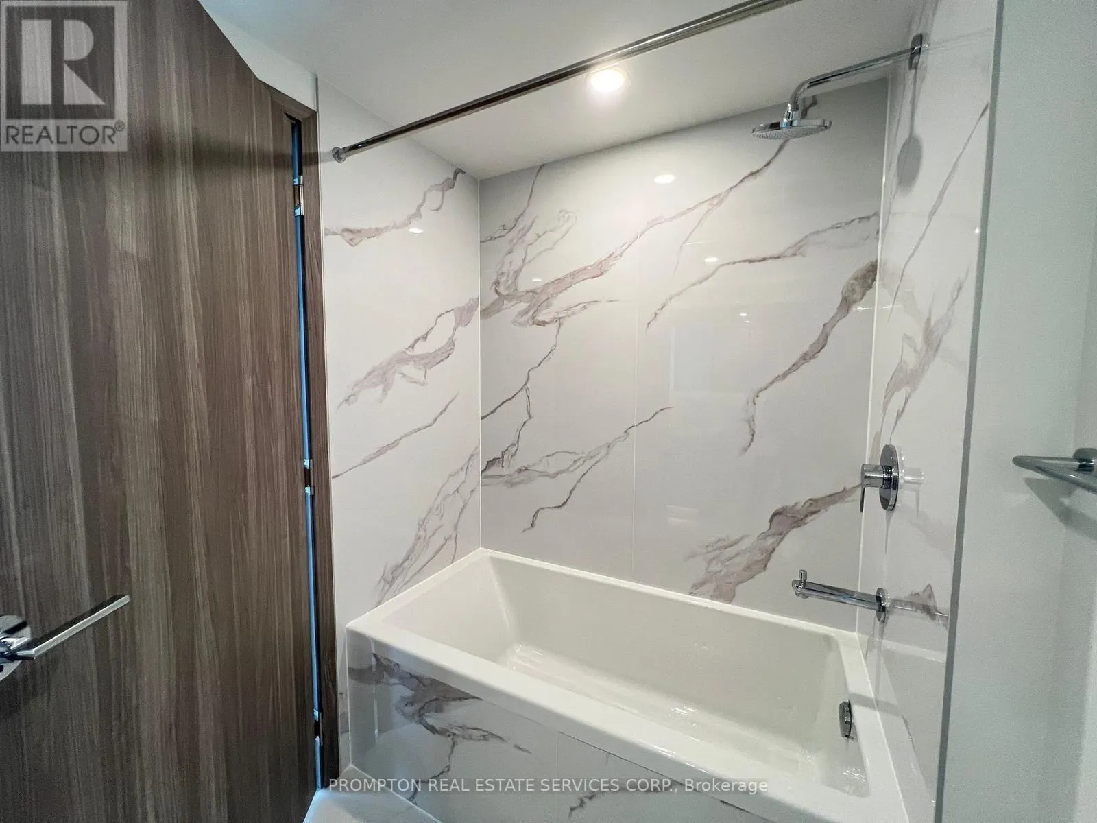 7707 - 3 CONCORD CITYPLACE WAY