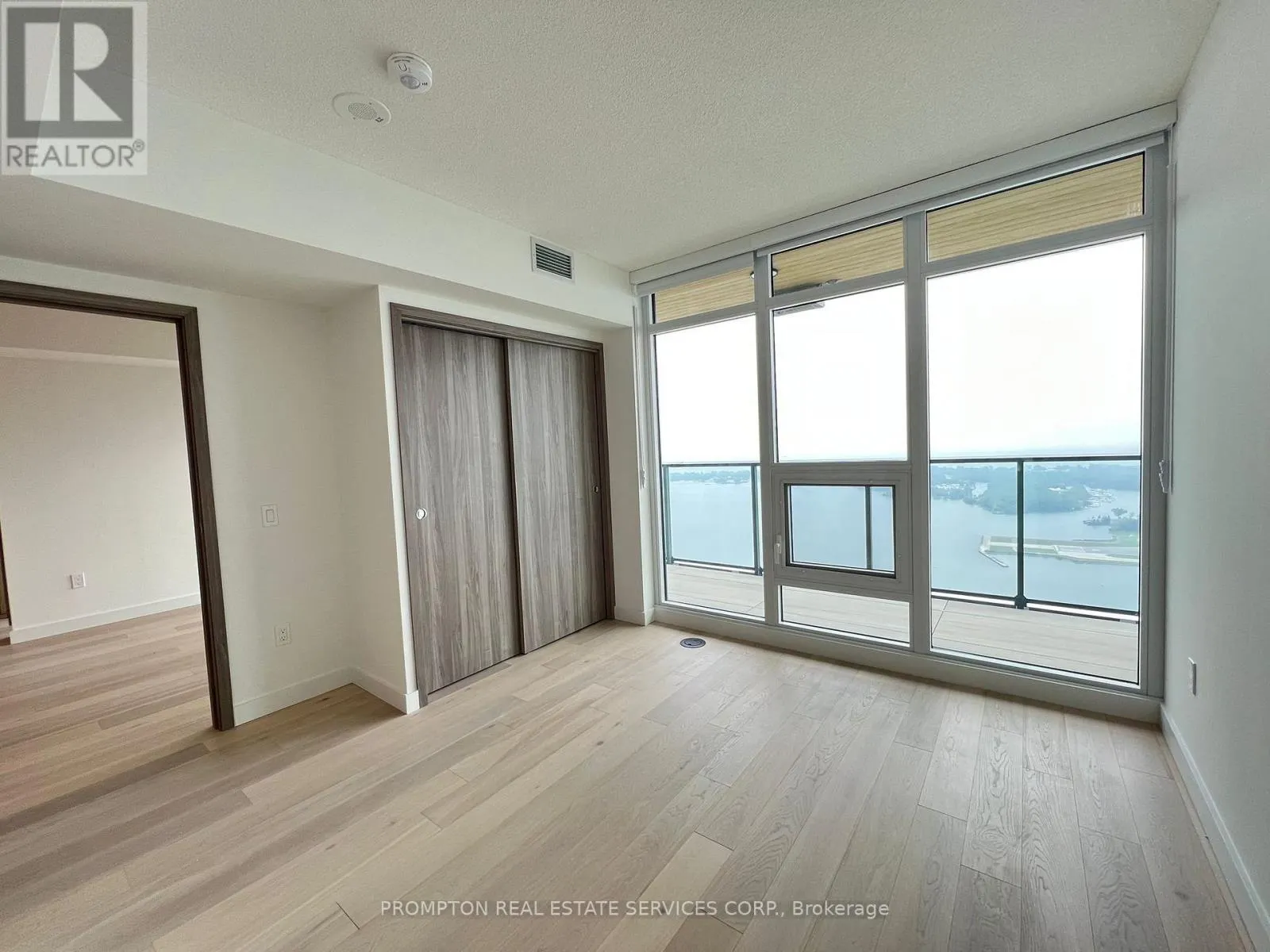 7707 - 3 CONCORD CITYPLACE WAY