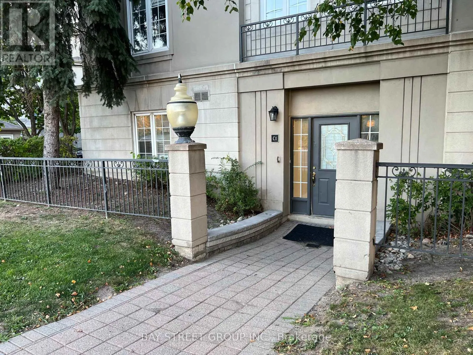 C1 - 108 FINCH AVENUE W