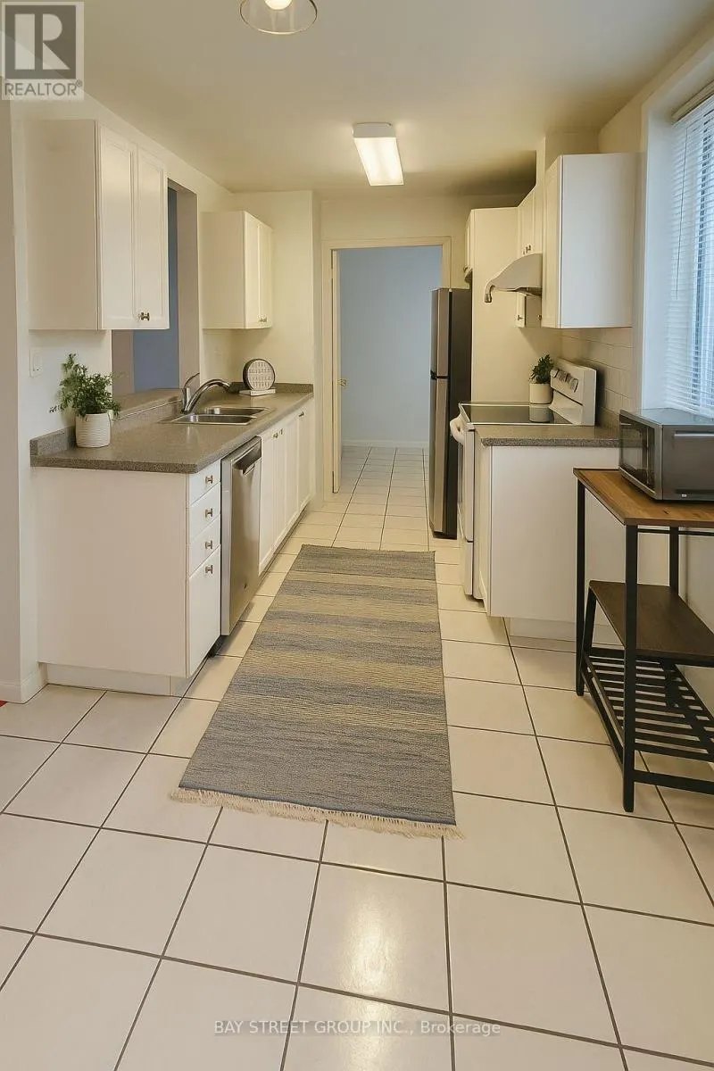 C1 - 108 FINCH AVENUE W