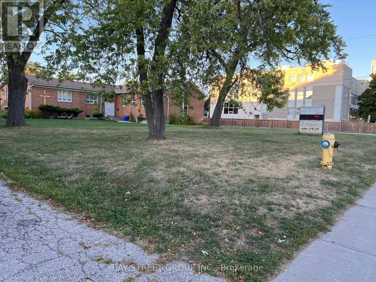 C1 - 108 FINCH AVENUE W