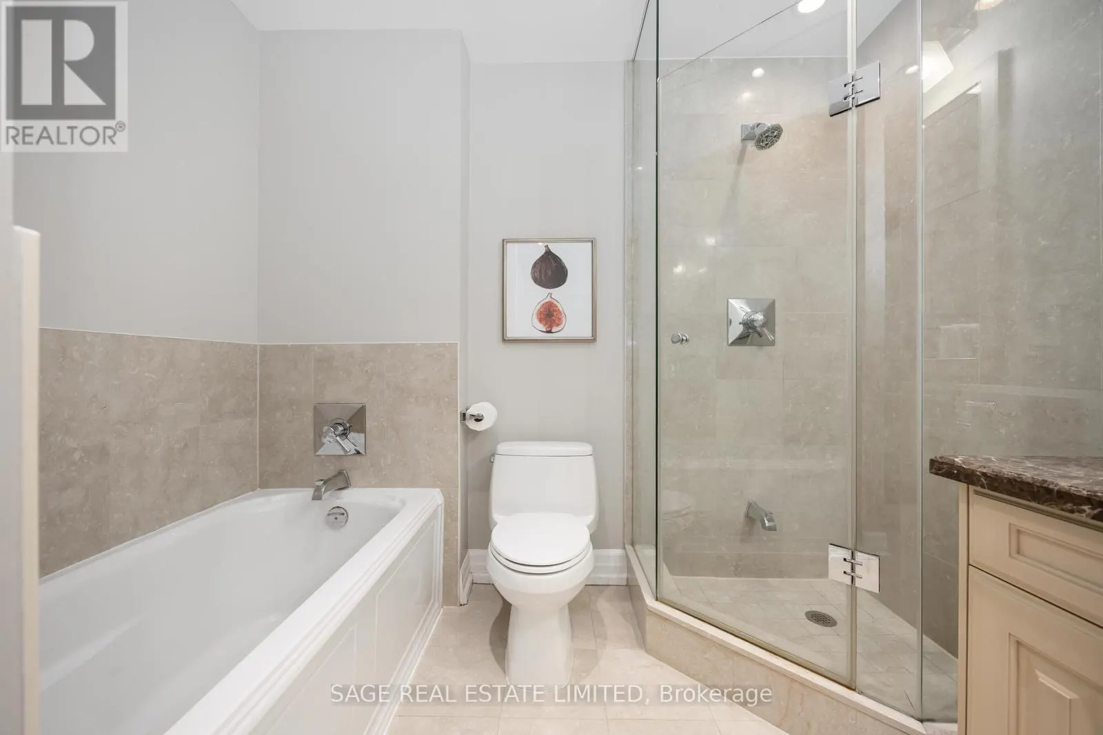 212 - 20 BURKEBROOK PLACE
