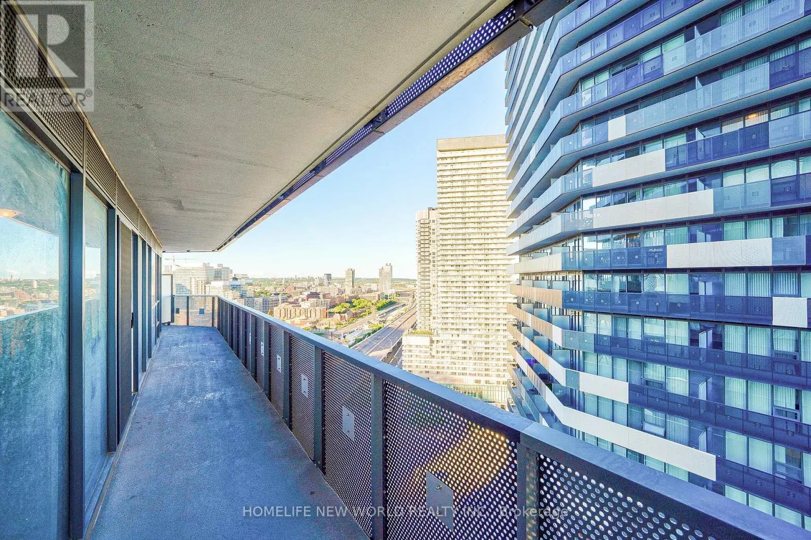 2708 - 55 COOPER STREET
